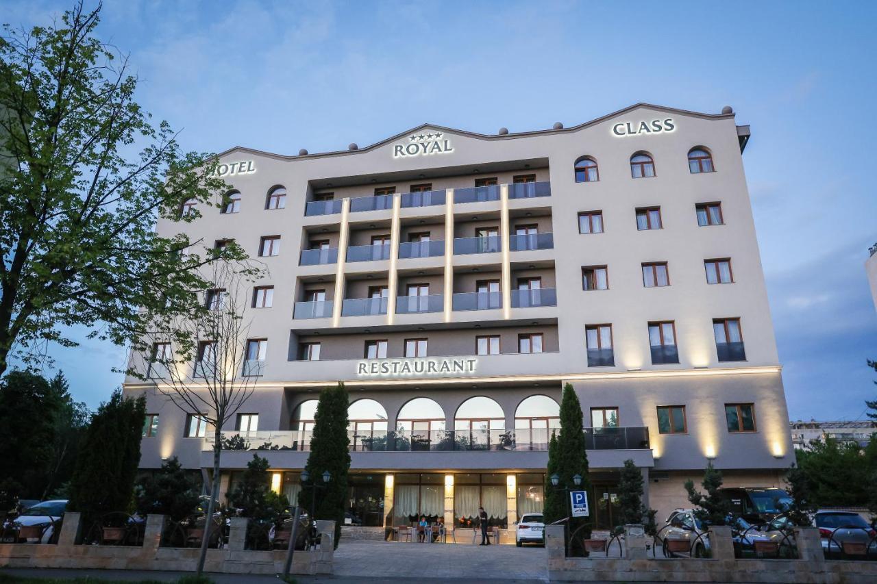 Royal Class Hotel Cluj-Napoca Esterno foto